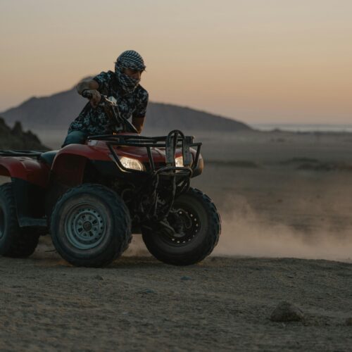 Który jest lepszy, Can-Am Outlander czy Renegade? Czy Can-Am to dobre quady? Odkrywamy tajemnice Can-Am Renegade